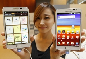 Samsung Galaxy Mega at Malaysia IT fair