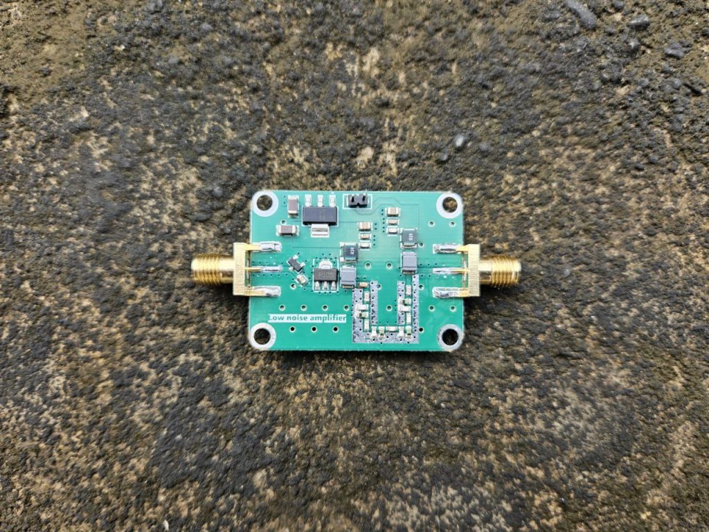 PGA-103+ LNA with bandpass filter